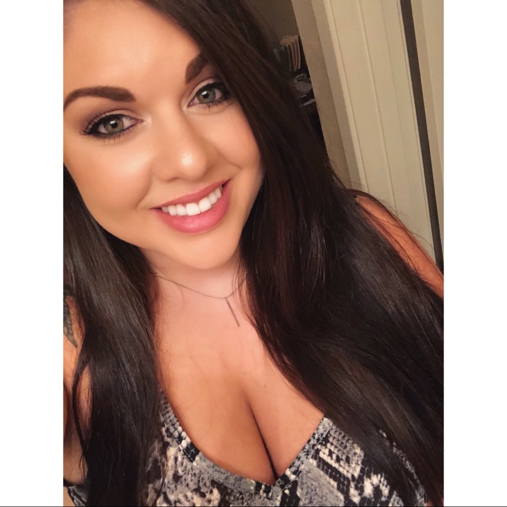 Meet your Posher, Haley